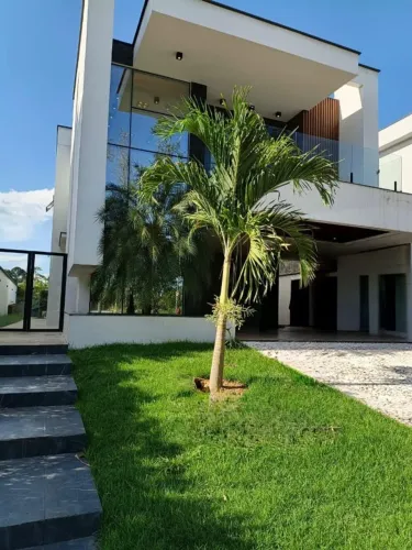 lphaville 4 | Mansão Duplex de Alto Padrão com Piscina e 5 Suítes