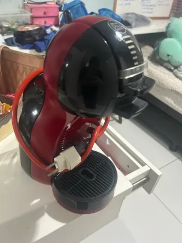 cafeteira Nescafé Dolce Gusto,