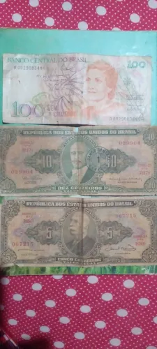 Notas antigas de 5 cruzeiros do índio e de 10 cruzeiros e 100 cruzeiros Cecília Meireles