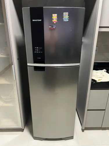Geladeira Brastemp 375L modelo BRM45HKBNA10