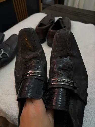 Sapato masculino. COURO Marca PERLATTO