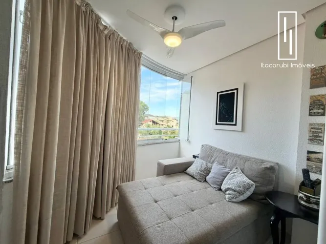 Apartamento espaçoso com vista livre!