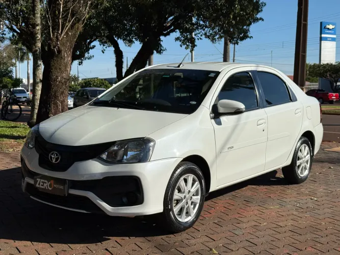 Toyota Etios X Plus Sedan 1.5 Flex 16V 4P Aut. 2020