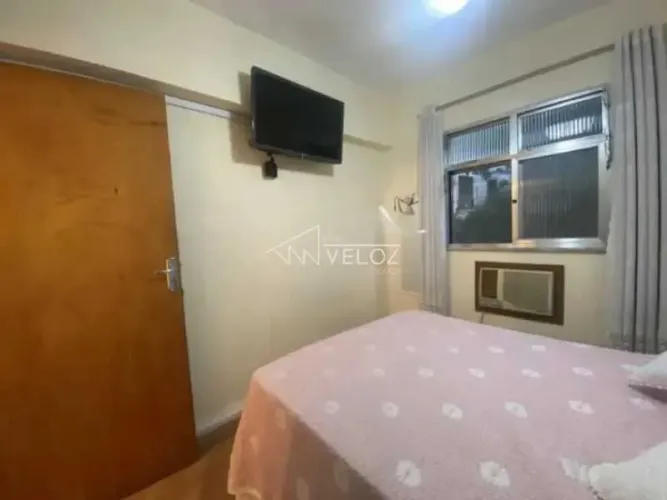 Apartamento - / Residencial / Santa Teresa
