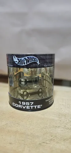 Carrinho hotwheels series lata de óleo