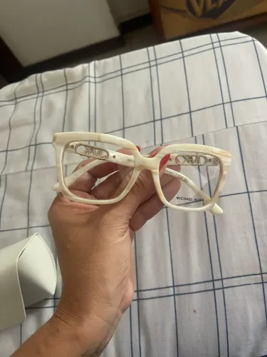 Óculos Michael kors 750,00
