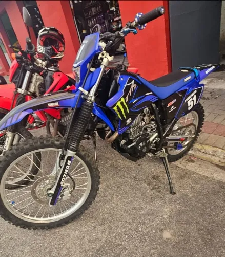 Yamaha TT-R 230 2025