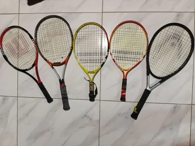 Vendo conjunto de raquetes de tênis profissional