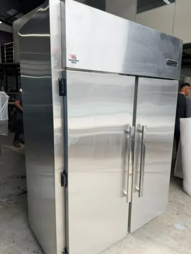 Mini Câmara Congeladora 1300L para Produtos de Baixa Temperatura