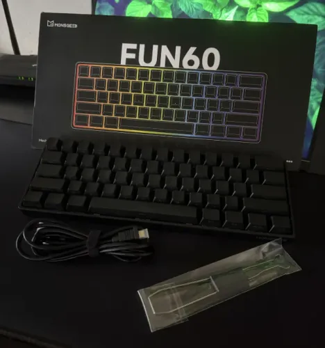 Teclado Gamer Magnético Akko MonsGeek FUN60 Pro RGB 8K