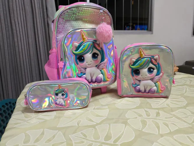 Kit Mochila com Rodinhas Unicórnio Holográfica Rosa + Lancheira Térmica + Estojo Duplo