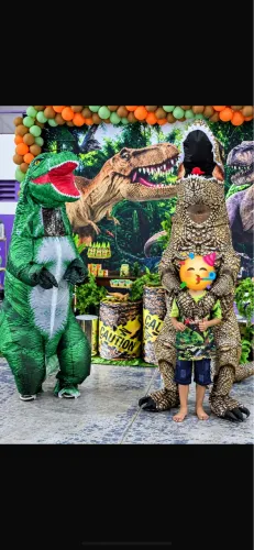 Fantasias de dinossauro inflável 