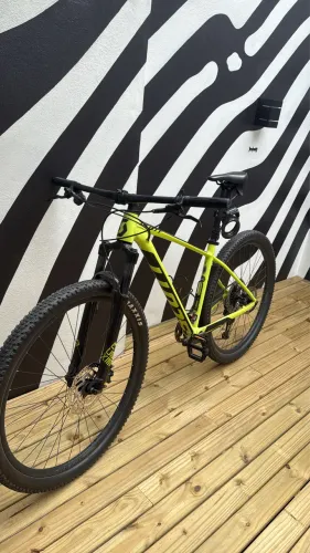 BICICLETA SCOTT SCALE 980 AM 21 M