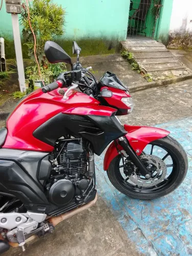 Vendo fz25 fazer 2021.