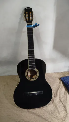 Violão Memphis restaurado