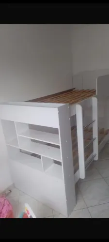 Vendo uma cama de beliche