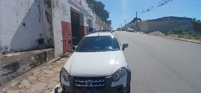 Fiat Palio Weekend Adventure Locker 1.8 Flex 2010