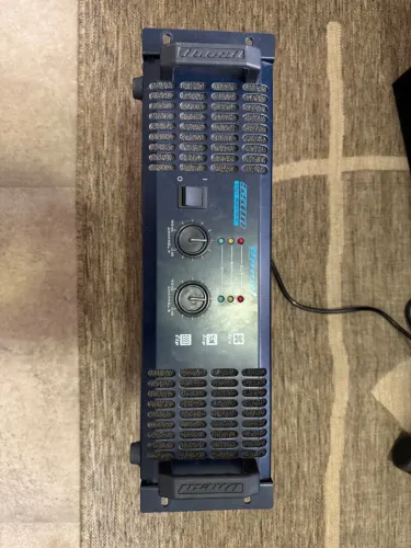 Conjunto de Som Oneal - Amplificador OP 5500 + Par Caixas OBM-820
