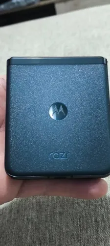 Motorola RAZR 40 ultra Flip