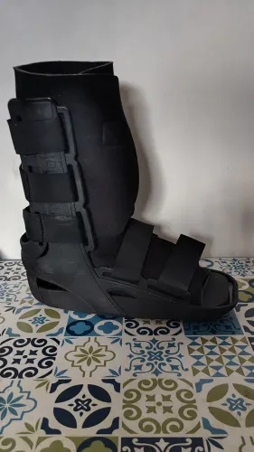 Bota Imobilizadora Hidrolight Standard Ortopédica - Cano Longo