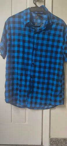 Bonita camisa xadrez para os festejos juninos, tamanho G