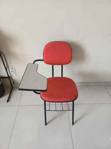 Cadeira de Estudante