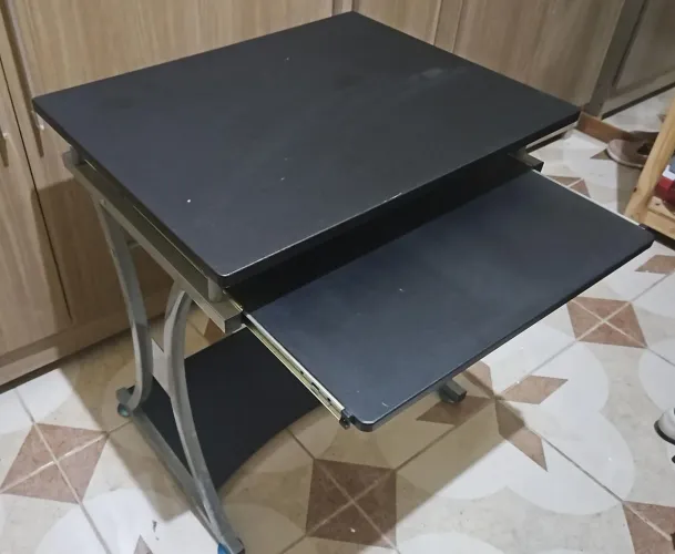 Mesa para computador/estudo/escrivaninha