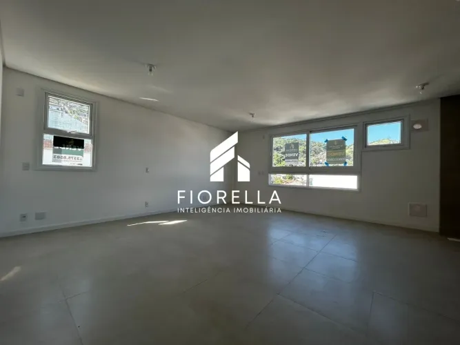Studio com 49m² privativos - Centro de Florianópolis