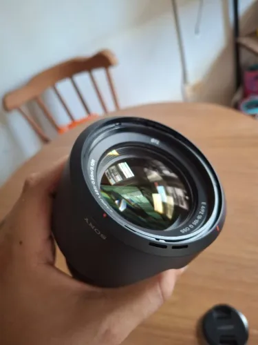 Lente Sony E PZ 18-105mm f/4 G OSS