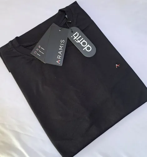 Camiseta Aramis Preta