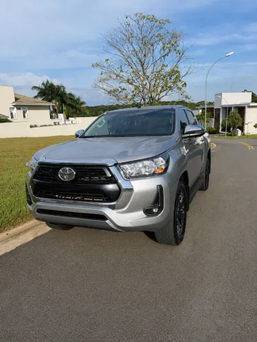 Toyota Hilux CD SRV 4X4 2.8 TDI Diesel Aut. 2024