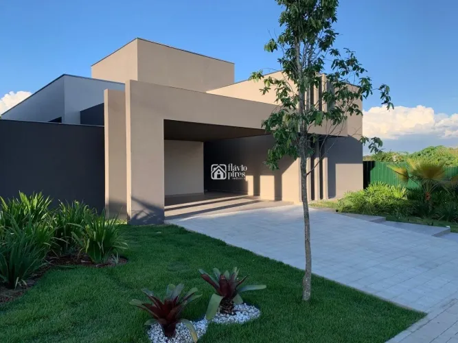 Casa em Condomínio de Luxo em Betim