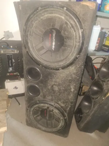 Som de Carro 2 Sub Cara preta Pioneer, 4 cornetas e 2 tweeter e módulo uma banda de 800w