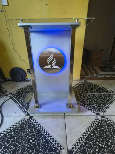 Promoção em Púlpito aço inox com acrílico..