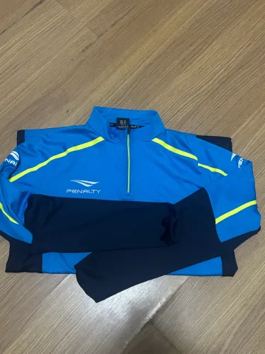 Camiseta de Treino Penalty Manga Longa - Excelente Estado!