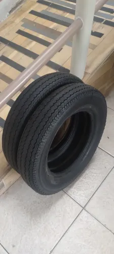 Pneu 5.60/R15 