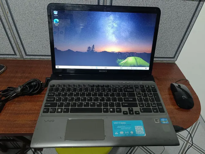 Notebook SONY Core i5/8gb/500gb tela 16"/wi-fi webcam bluetooth hdmi ler anúncio