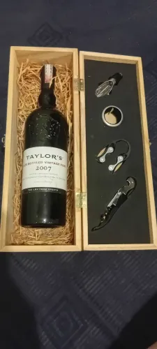 Vinho Taylor's safra 2007.