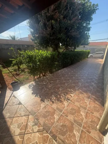 Casa para Locação, João Aranha, 3 dormitórios, 2 suítes, 1 banheiro, 4 vagas