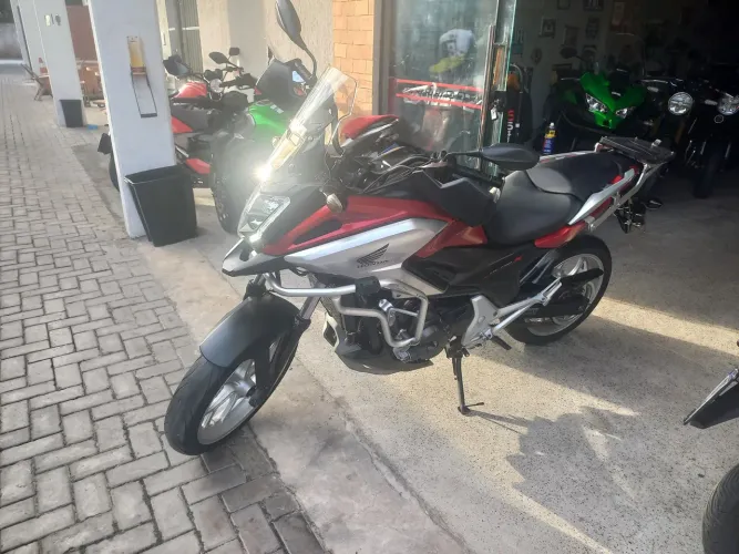 Vendo Honda NC750X 2019 com transmissão por correia
