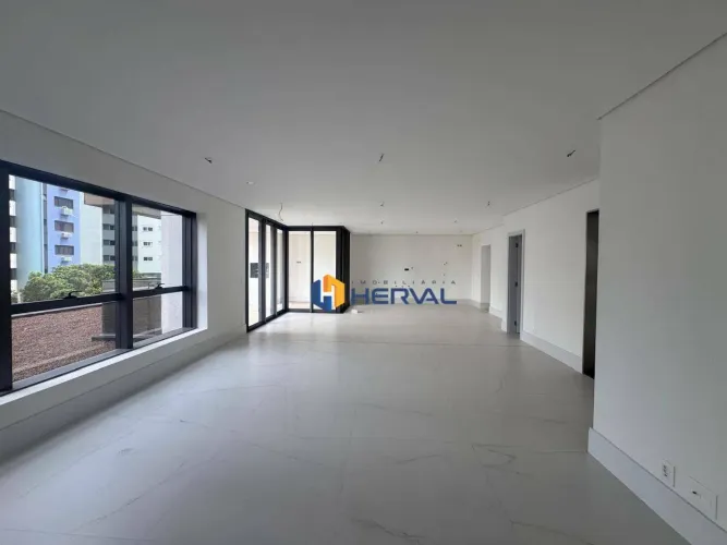 Apartamento com 3 dormitórios à venda, 179 m² por R$ 2.100.000,00 - Zona 03 - Maringá/PR