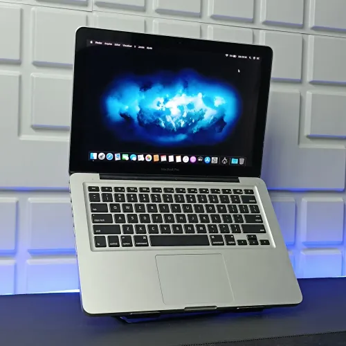 Macbook Pro - Intel Core i5 - 16GB RAM - 1TB - Teclado Retroiluminado - Tela 13" LED