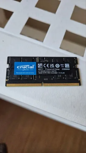 Memória RAM Crucial 16GB DDR5 4800MHz SODIMM p/ Notebook
