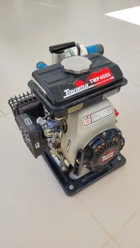 Vendo Motor Bomba Toyama