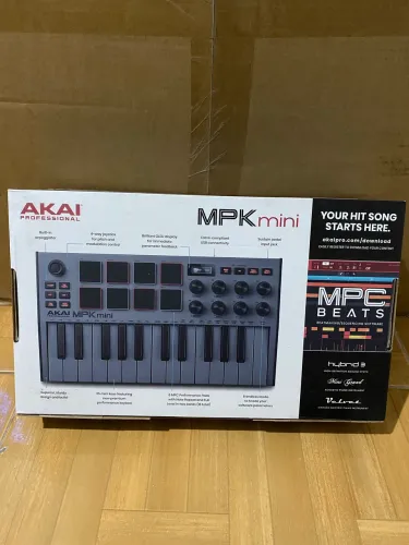 Akai Professional MPK Mini MK3 - Controlador de Teclado MIDI USB com 25 Teclas