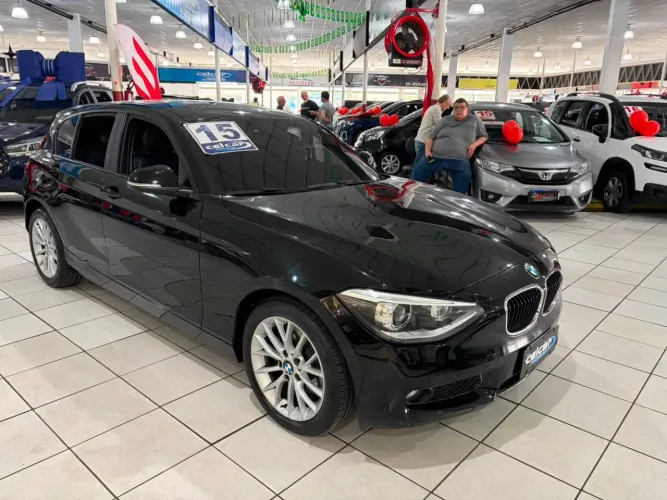 BMW 118IA / Urban/sport 1.6 TB 16V 170cv 5P 2015