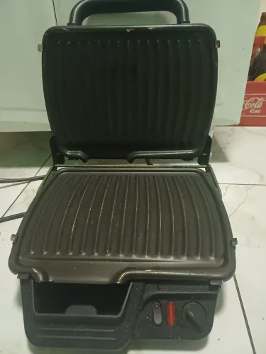 SANDUICHEIRA GRILL PRA LEVAR LOGO