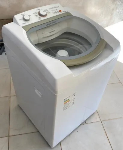 Máquina de lavar Roupa Brastemp BEM CONSERVADA FAÇO ENTREGA ACEITO CARTÃO