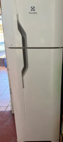 Geladeira Electrolux 2 Portas DC35A Degelo