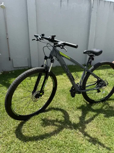 Bicicleta OGGI aro 29 quadro 15,5